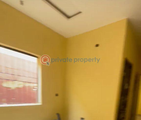 1 bedroom Mini Flat For Rent Itire-Ikate Surulere Lagos - 0