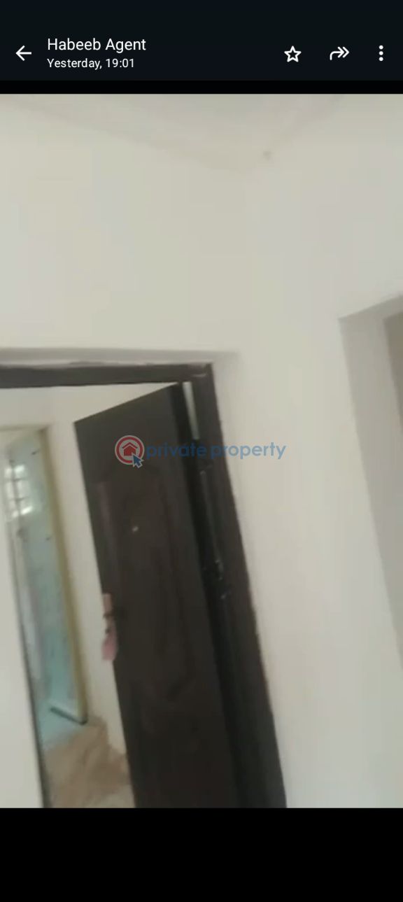 1 bedroom Mini Flat For Rent Itire-Ikate Surulere Lagos - 0