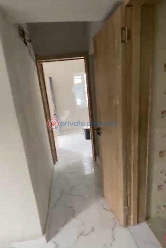 1 bedroom Mini Flat For Rent Itire-Ikate Surulere Lagos - 3