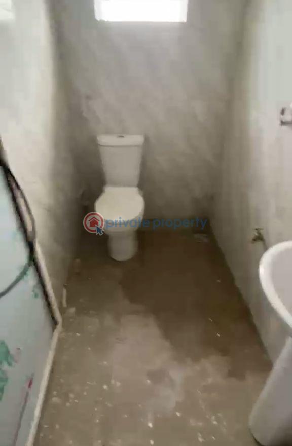 1 bedroom Mini Flat For Rent Itire-Ikate Surulere Lagos - 7