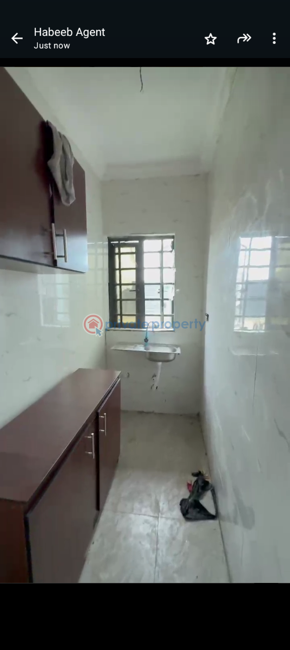 1 bedroom Mini Flat For Rent Lawanson Surulere Lagos - 2
