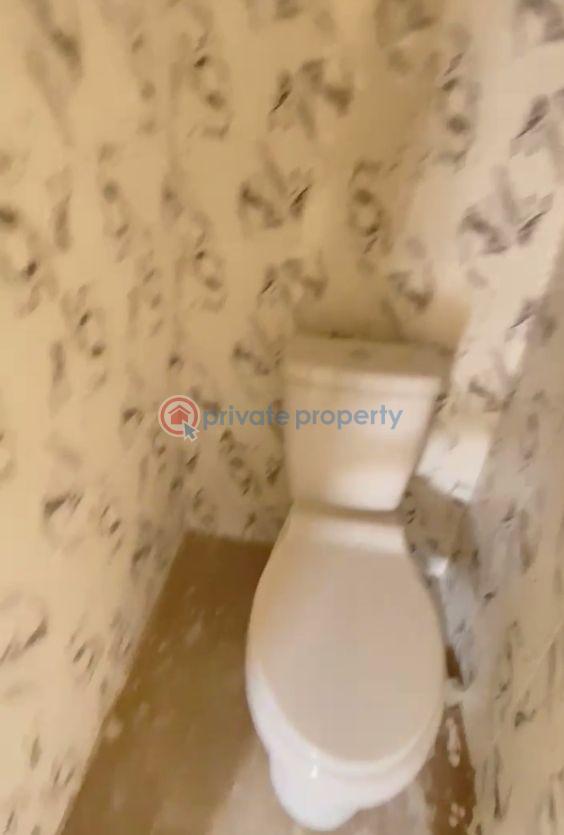 1 bedroom Mini Flat For Rent Lawanson Surulere Lagos - 2