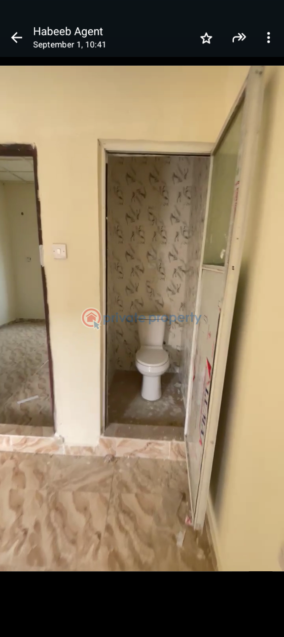 1 bedroom Mini Flat For Rent Lawanson Surulere Lagos - 3