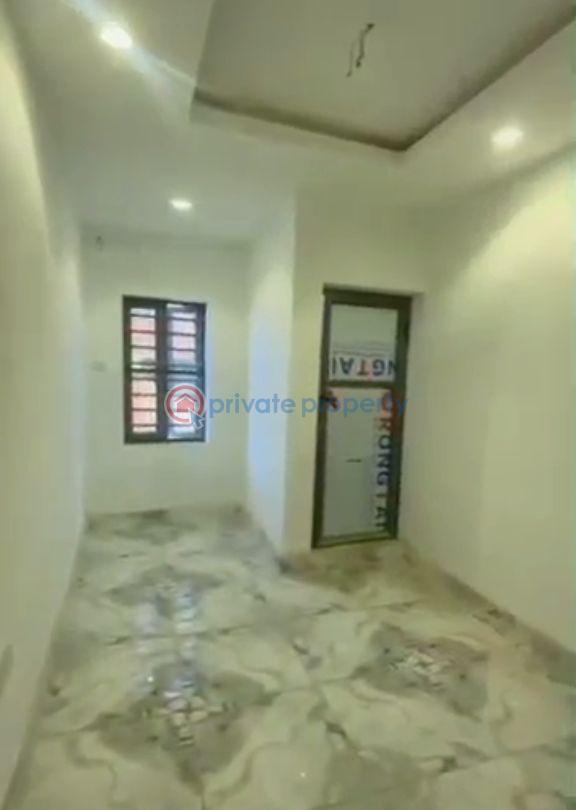 1 bedroom Mini Flat For Rent Lawanson Surulere Lagos - 8
