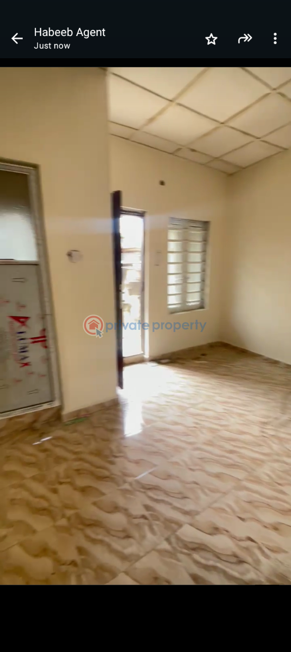 1 bedroom Mini Flat For Rent Lawanson Surulere Lagos - 0
