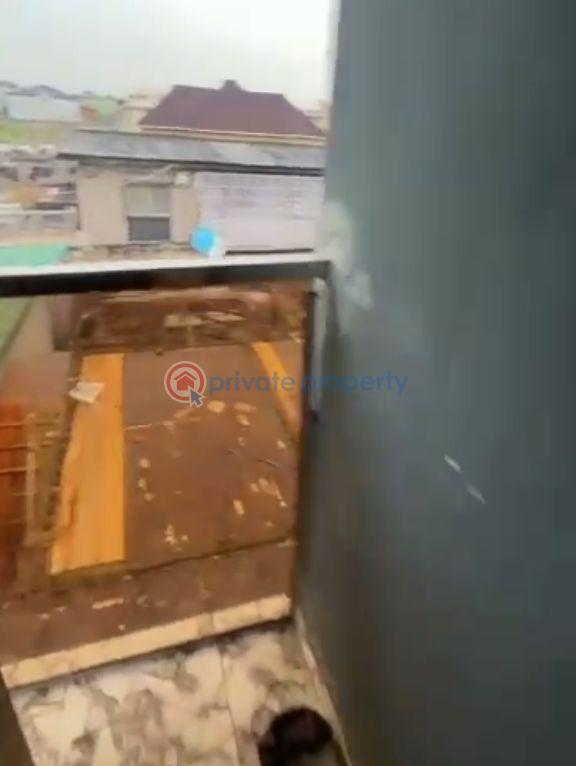1 bedroom Mini Flat For Rent Abule Oja Yaba Lagos - 5
