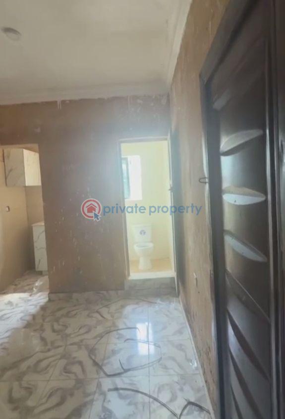 Self Contain For Rent Shomolu Lagos - 1