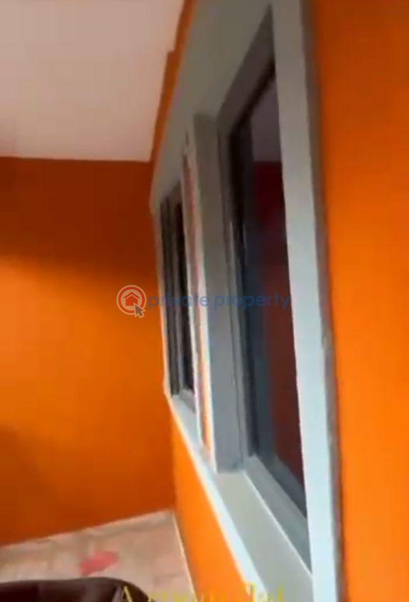 Self Contain For Rent Itire-Ikate Surulere Lagos - 0