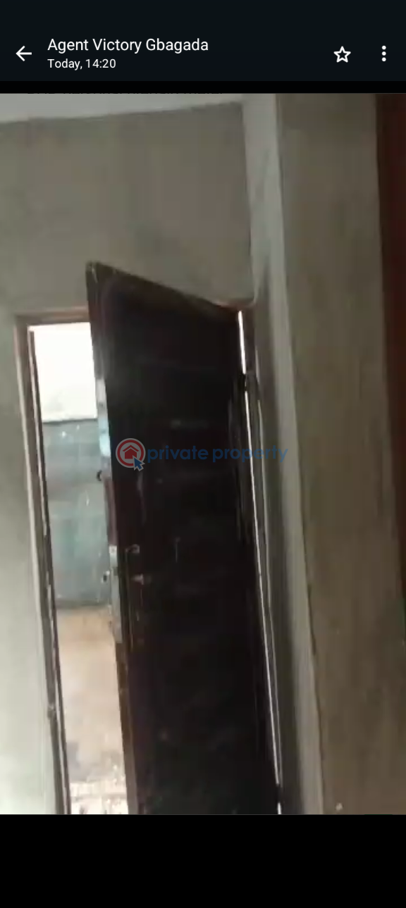 Self Contain For Rent Bariga Shomolu Lagos - 4
