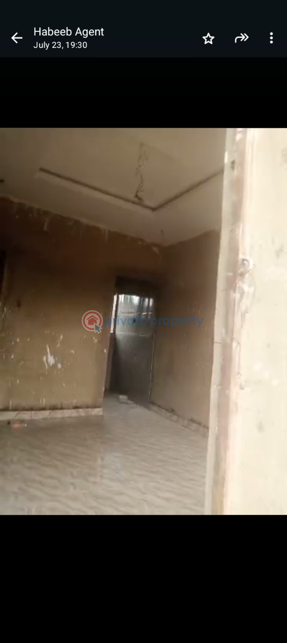 Self Contain For Rent Ijesha Surulere Lagos - 1