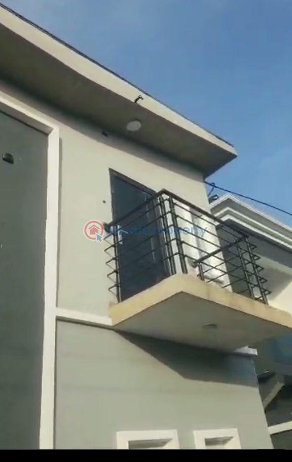 Self Contain For Rent Ijesha Surulere Lagos - 1
