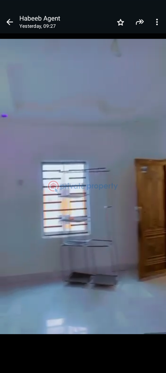 2 bedroom Block Of Flats For Rent Ijesha Surulere Lagos - 7