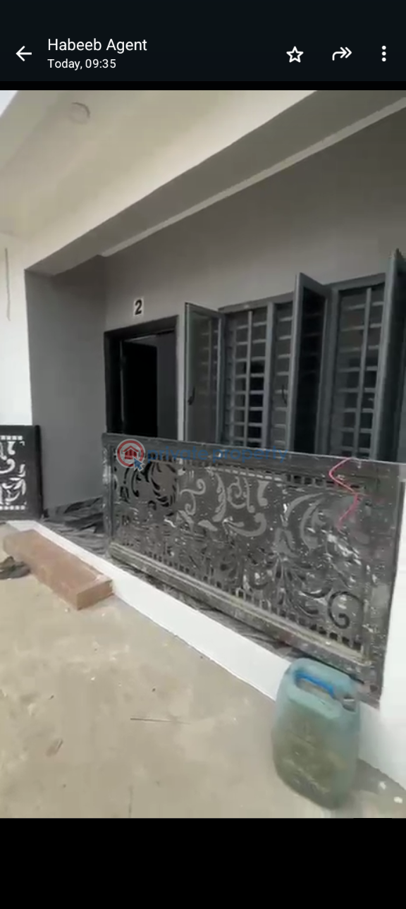 2 bedroom Block Of Flats For Rent Itire-Ikate Surulere Lagos - 2
