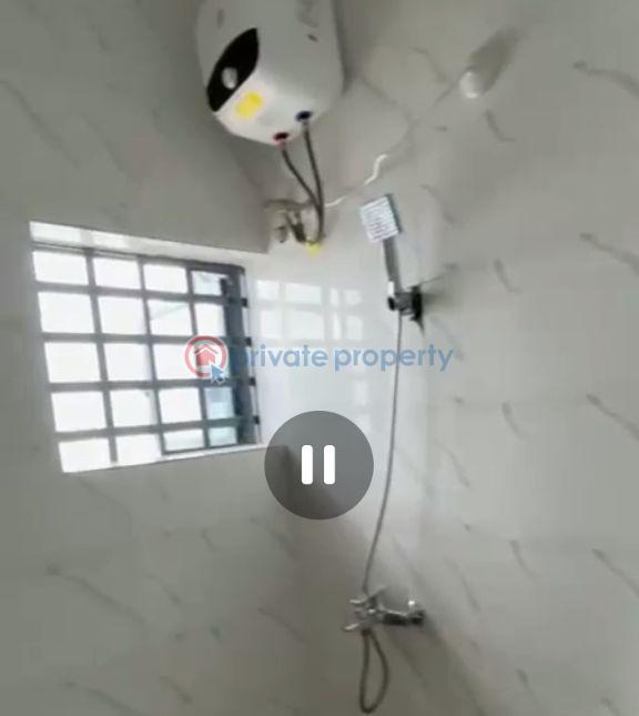 2 bedroom Block Of Flats For Rent Itire-Ikate Surulere Lagos - 18