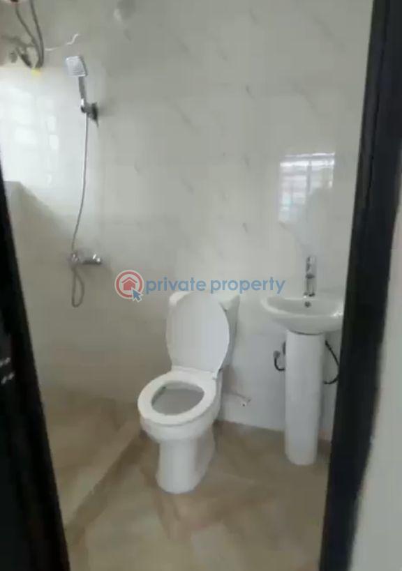 2 bedroom Block Of Flats For Rent Itire-Ikate Surulere Lagos - 19