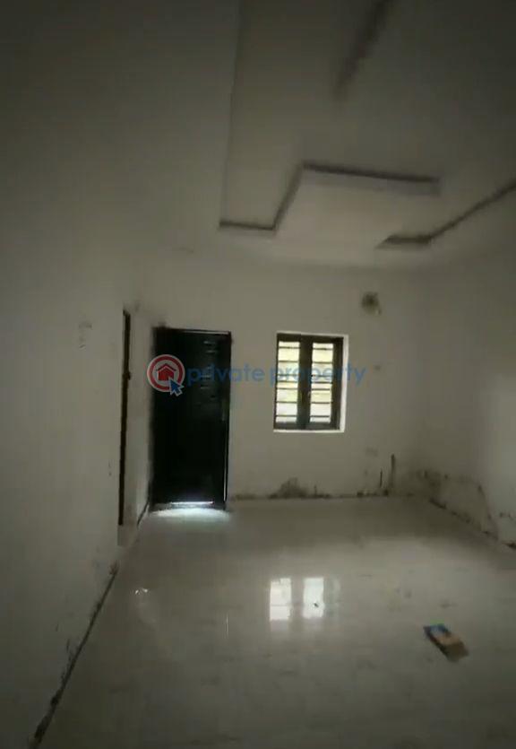 2 bedroom Block Of Flats For Rent Palmgroove Shomolu Lagos - 4