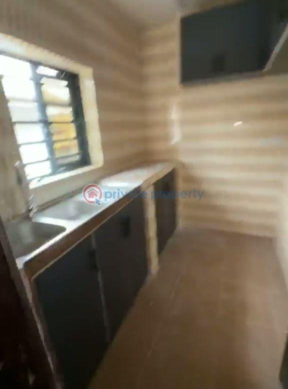 2 bedroom Block Of Flats For Rent Palmgroove Shomolu Lagos - 10