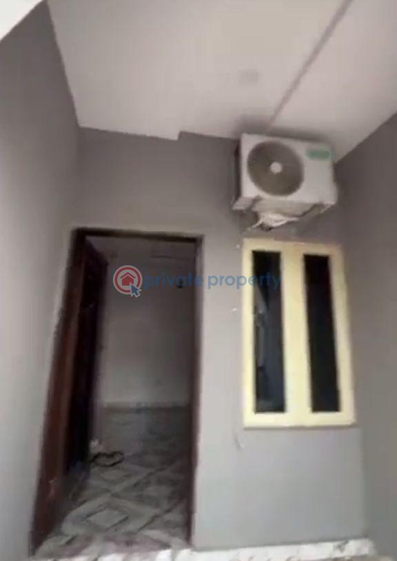 2 bedroom Block Of Flats For Rent Shomolu Lagos - 0
