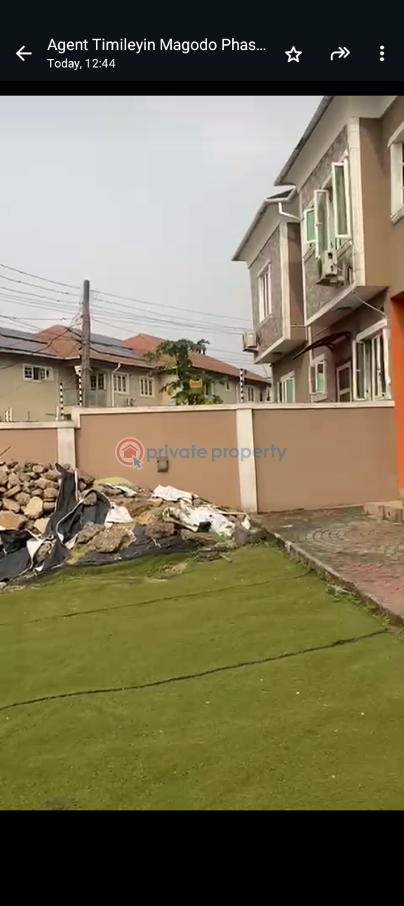3 bedroom Block Of Flats For Rent Magodo GRA Phase 1 Ojodu Lagos - 2