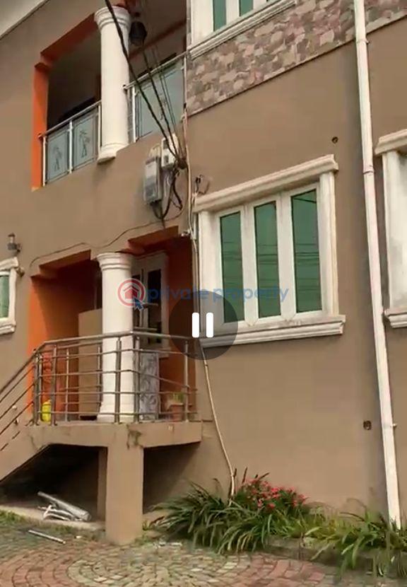 3 bedroom Block Of Flats For Rent Magodo GRA Phase 1 Ojodu Lagos - 0