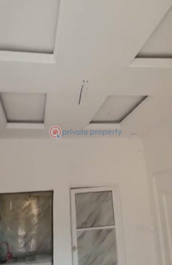 1 bedroom Mini Flat For Rent Lawanson Surulere Lagos - 0