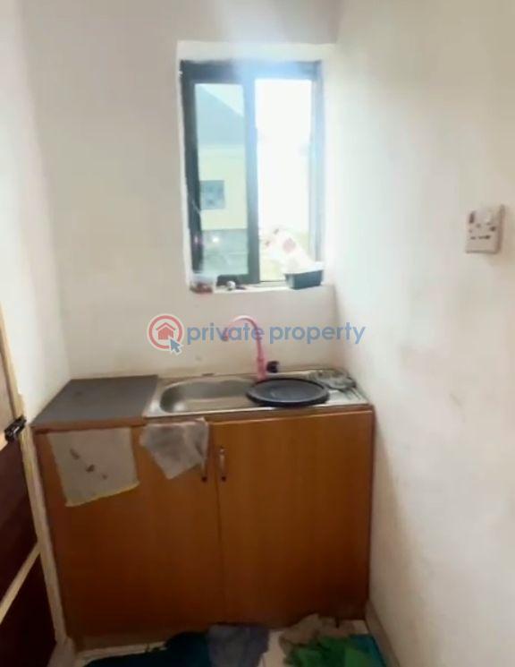 Self Contain For Rent Palmgroove Shomolu Lagos - 7