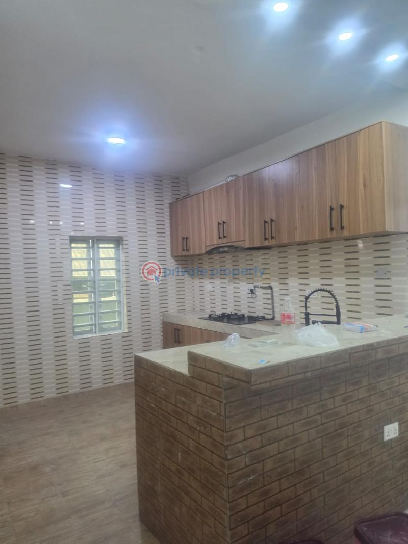 3 bedroom Duplex For Rent Mende Maryland Lagos - 12