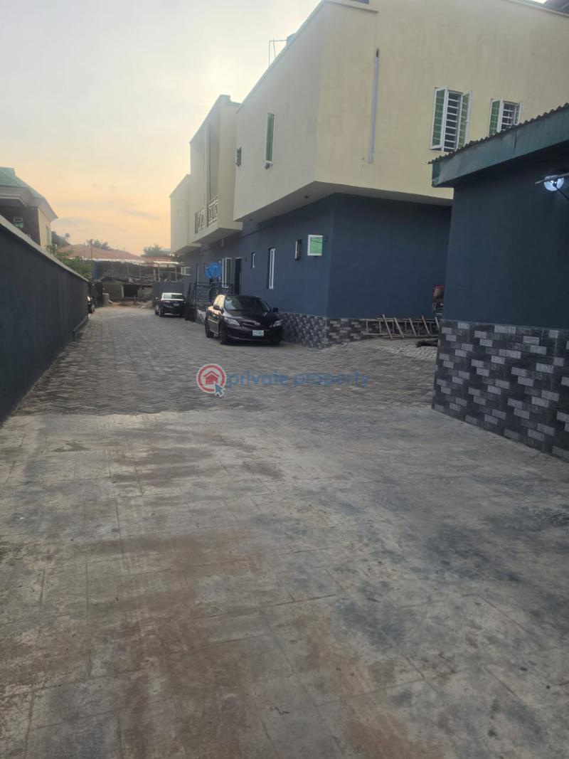 3 bedroom Duplex For Rent Mende Maryland Lagos - 1
