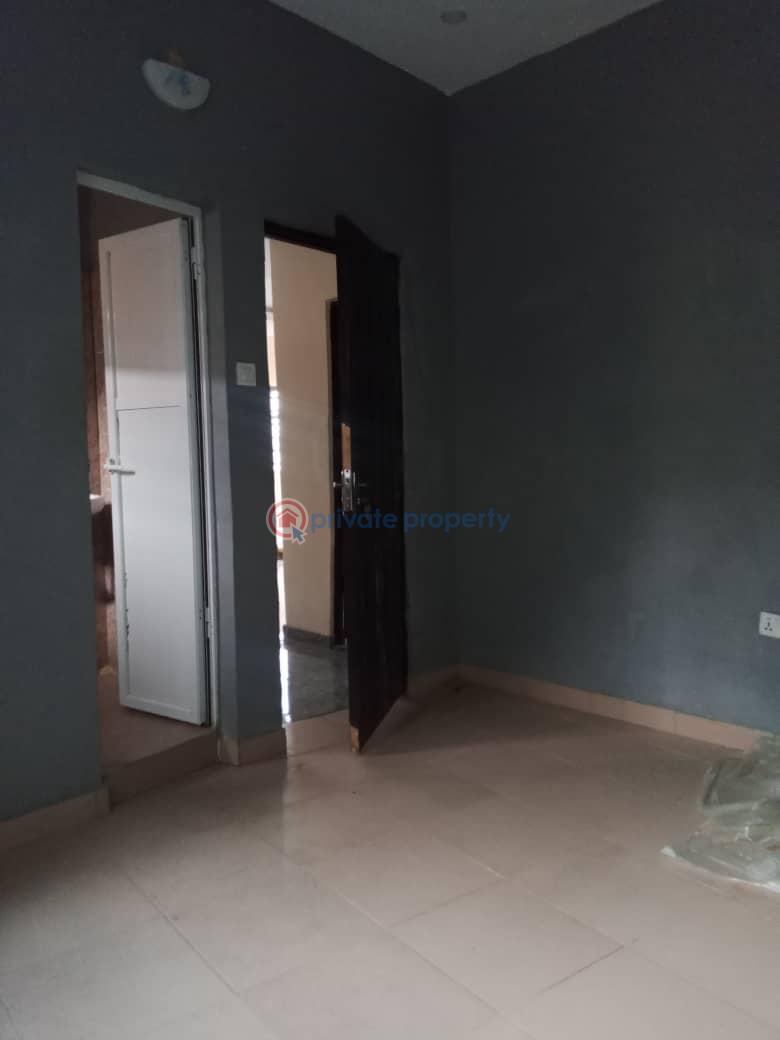 2 bedroom Block Of Flats For Rent Olowora Ojodu Lagos - 3