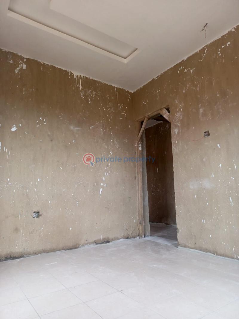 House For Rent Location: Opp. Abbey Technical School, By Taska Filling Station, Off Akala Expressway, Ibadan Ibadan Oyo - 1