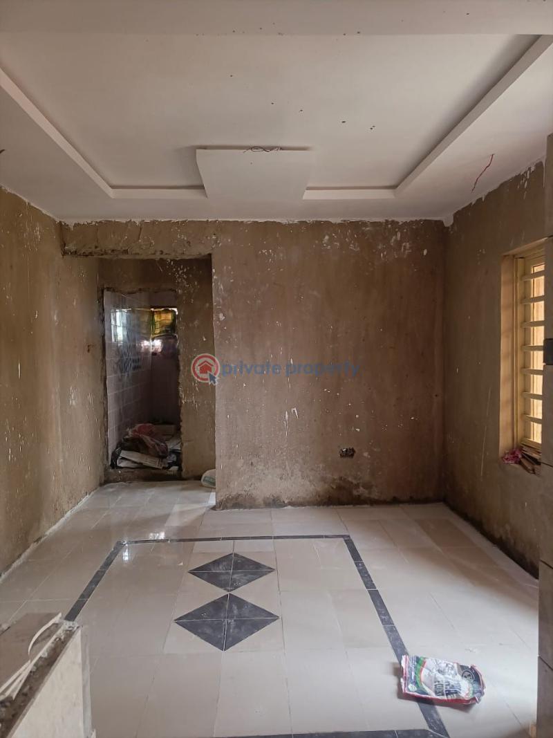 House For Rent Location: Opp. Abbey Technical School, By Taska Filling Station, Off Akala Expressway, Ibadan Ibadan Oyo - 0