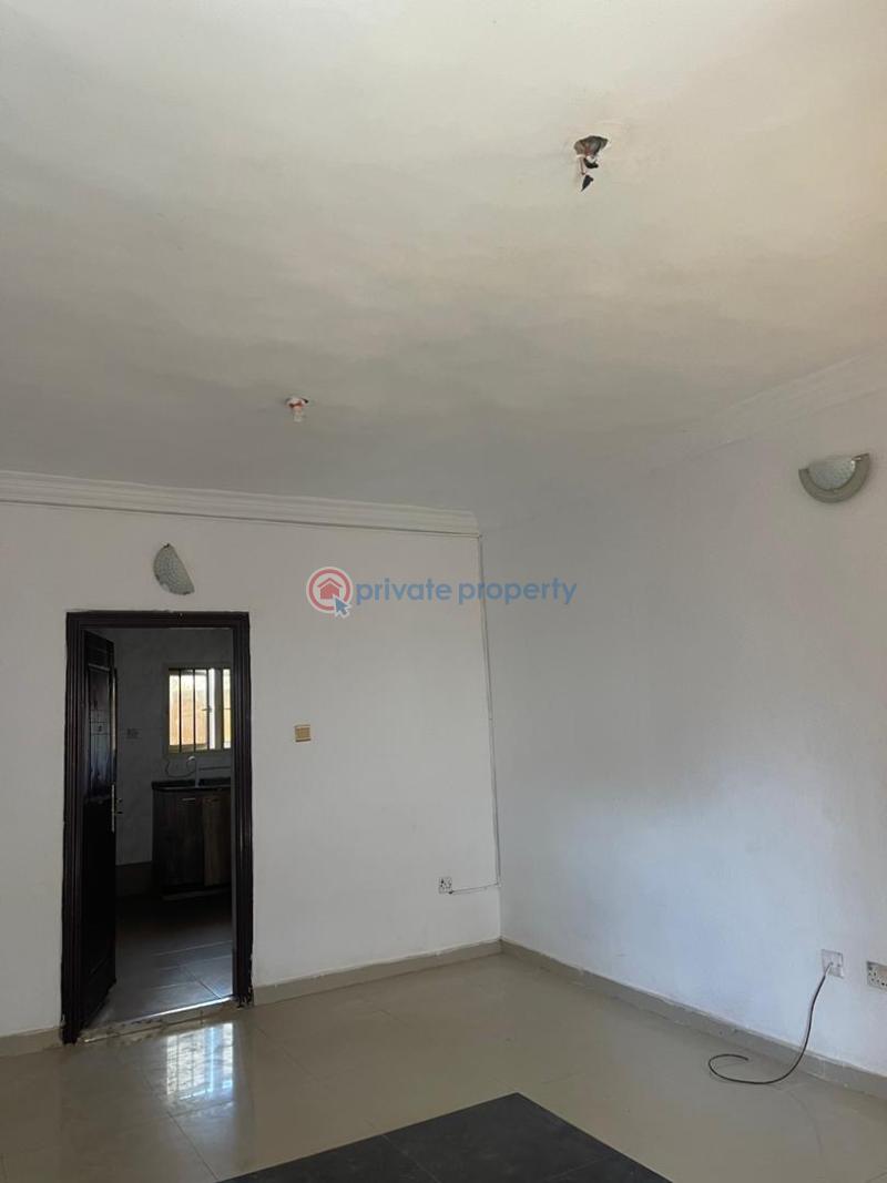 3 bedroom Block Of Flats For Rent Ateere Kasumu Road Off Tipper Garage, Akala Express, Akala Express Ibadan Oyo - 12