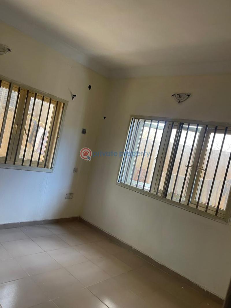3 bedroom Block Of Flats For Rent Ateere Kasumu Road Off Tipper Garage, Akala Express, Akala Express Ibadan Oyo - 11