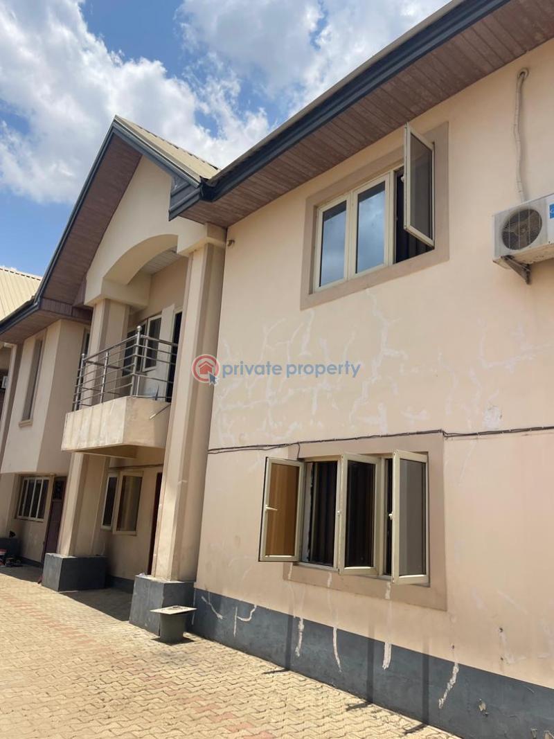 3 bedroom Block Of Flats For Rent Ateere Kasumu Road Off Tipper Garage, Akala Express, Akala Express Ibadan Oyo - 0