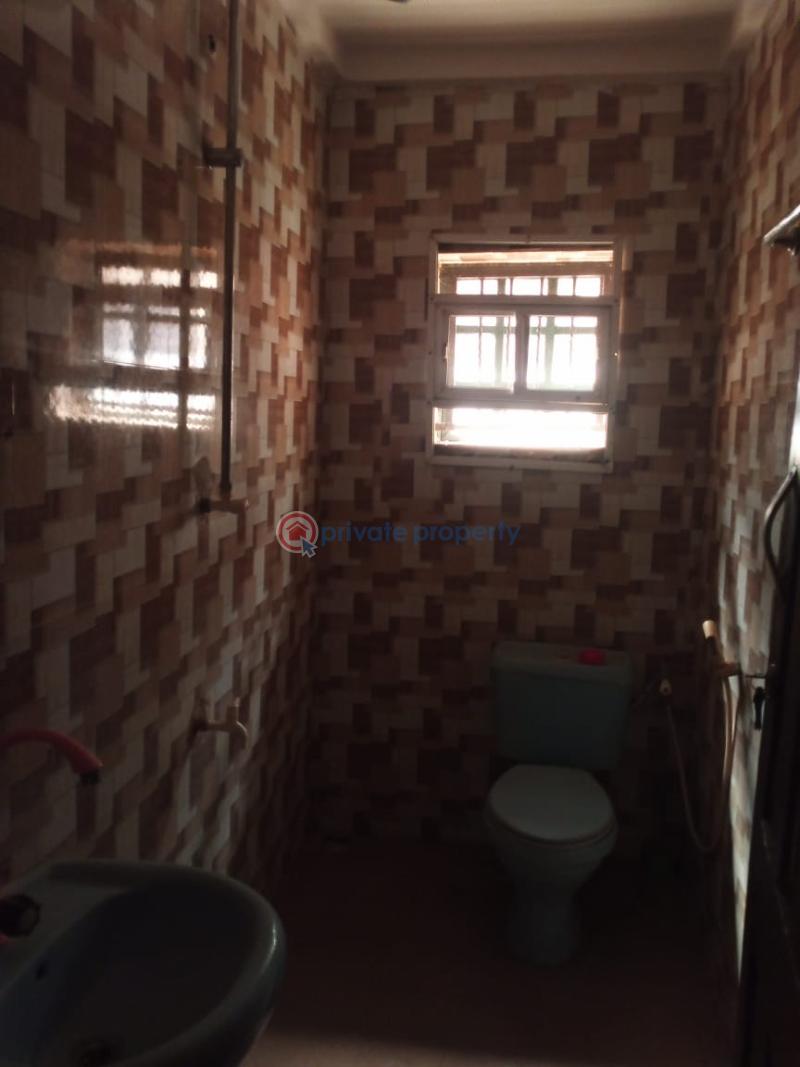 3 bedroom Block Of Flats For Rent Zionist Estate Behind Anchor Mall Akala Express Ibadan Oyo - 3