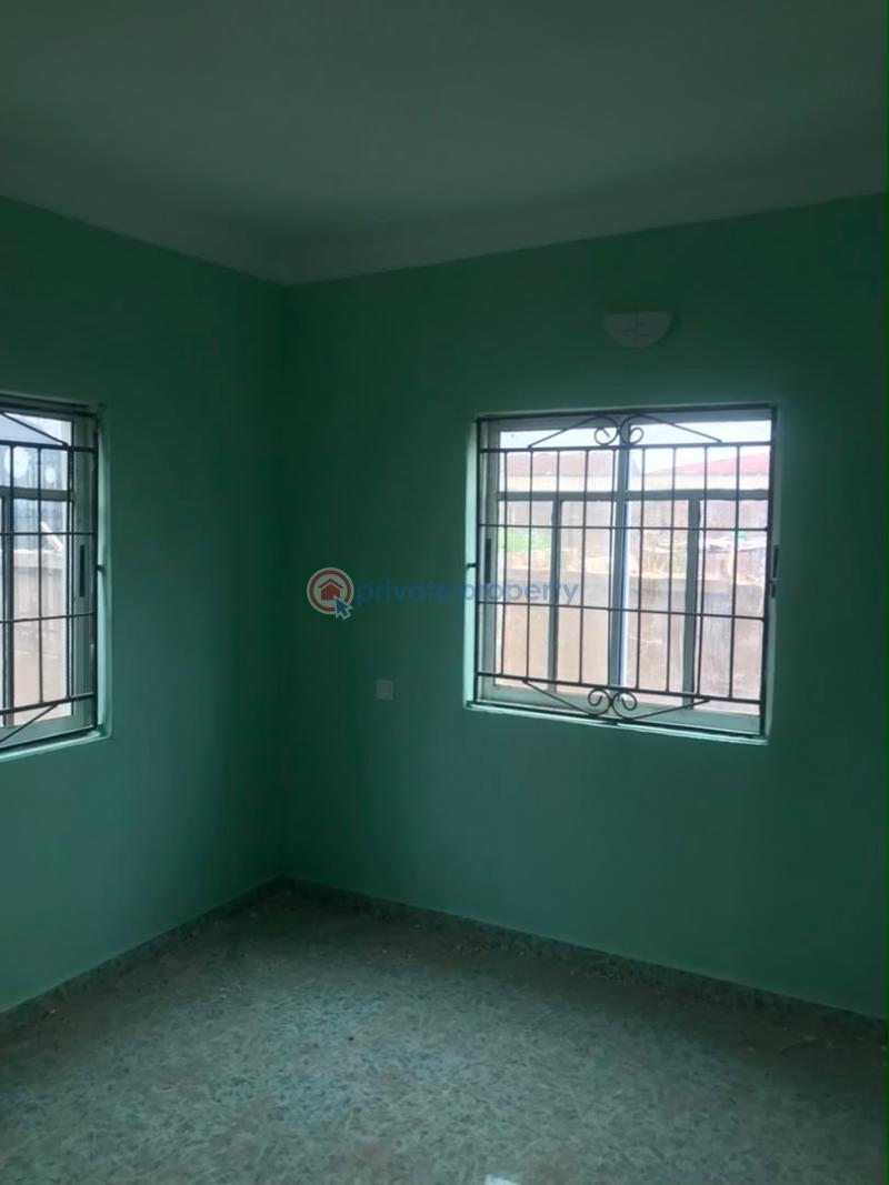 2 bedroom Block Of Flats For Rent Olakunle Traffic Lights 2 Minutes Trek To Akala Express Akala Express Ibadan Oyo - 3