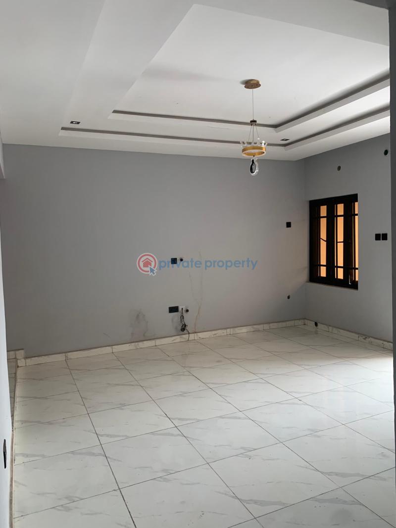 2 bedroom Block Of Flats For Rent Near Roadside, Felele Ibadan Oyo - 0