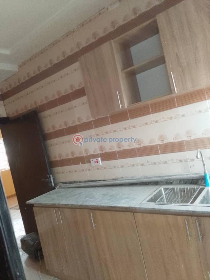 3 bedroom Block Of Flats For Rent At The Back Of Trailer Park Eleja Odo Ona Kekere Odo ona Ibadan Oyo - 1