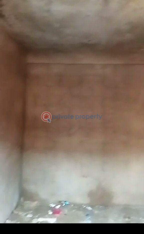 Shop For Rent Lawanson Surulere Lagos - 1
