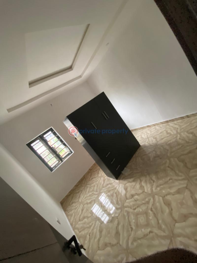 2 bedroom Block Of Flats For Rent Dove Estate,odeku Off Liberty Academy Road,akala Express Akala Express Ibadan Oyo - 5