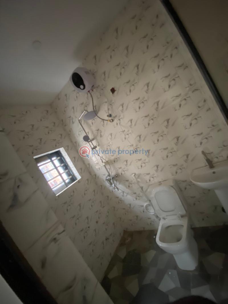 2 bedroom Block Of Flats For Rent Dove Estate,odeku Off Liberty Academy Road,akala Express Akala Express Ibadan Oyo - 4