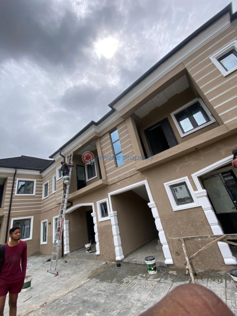 2 bedroom Block Of Flats For Rent Dove Estate,odeku Off Liberty Academy Road,akala Express Akala Express Ibadan Oyo - 1
