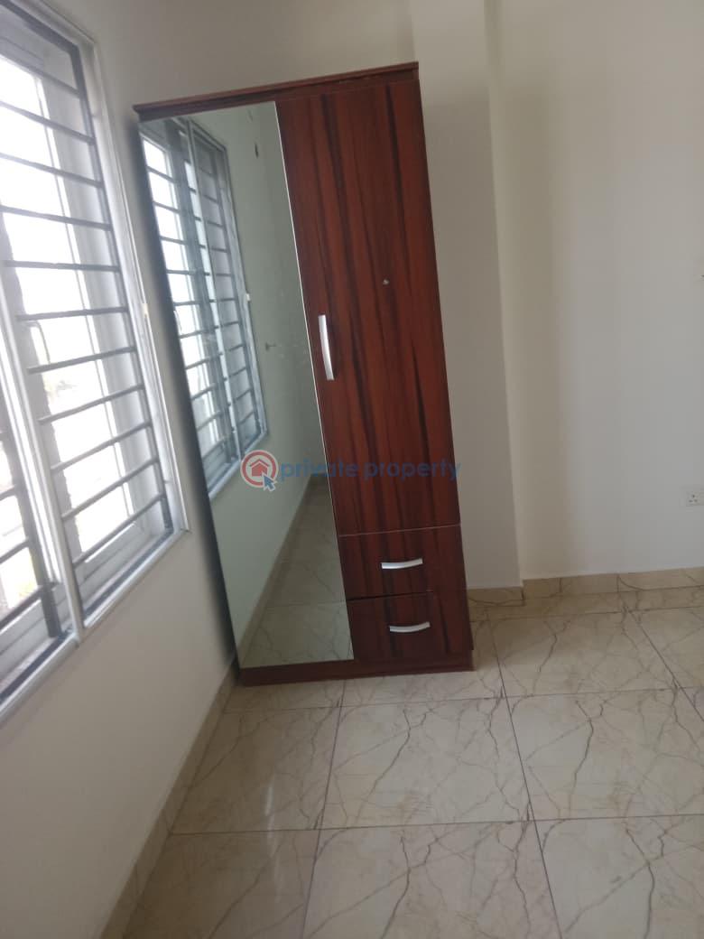 To let – serviced 3-bedroom flat (upstairs) - 12 3 bedroom Block Of Flats For Rent Ikate Elegushi Lekki Lagos - 12