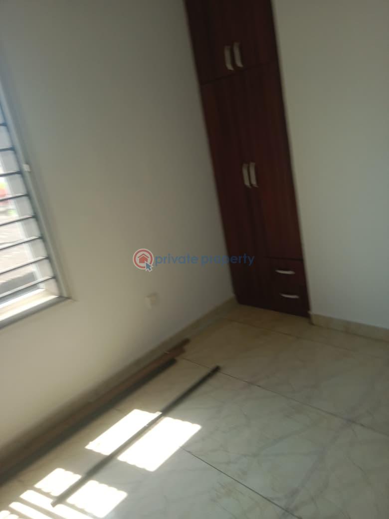To let – serviced 3-bedroom flat (upstairs) - 18 3 bedroom Block Of Flats For Rent Ikate Elegushi Lekki Lagos - 18