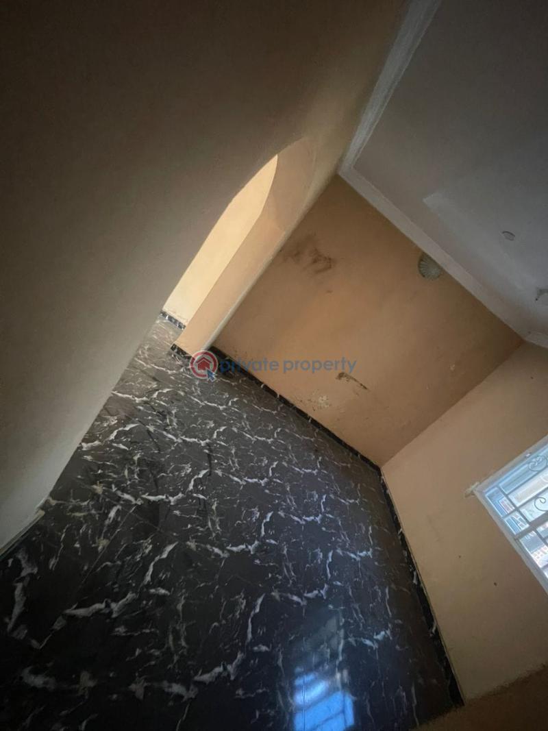 2 bedroom Duplex For Rent Unity Estate,hazzan Block Elebu Akala Express Ibadan Oyo - 4