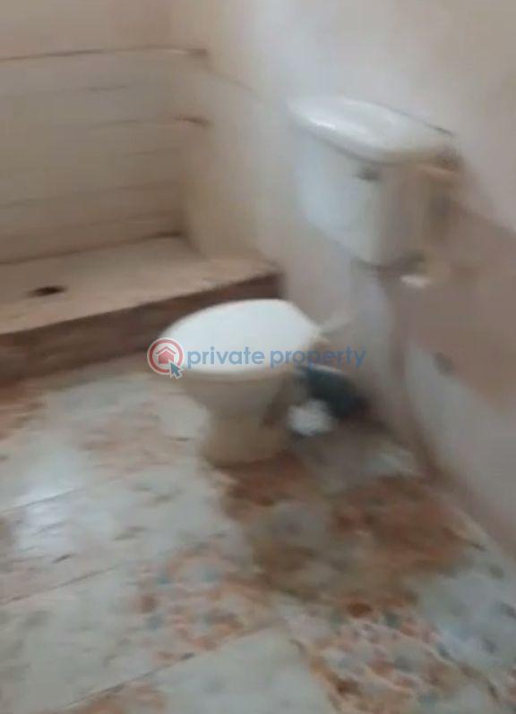 2 bedroom Block Of Flats For Rent Agric Ikorodu Lagos - 4