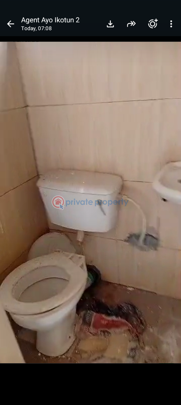 2 bedroom Block Of Flats For Rent Igando Ikotun/Igando Lagos - 7