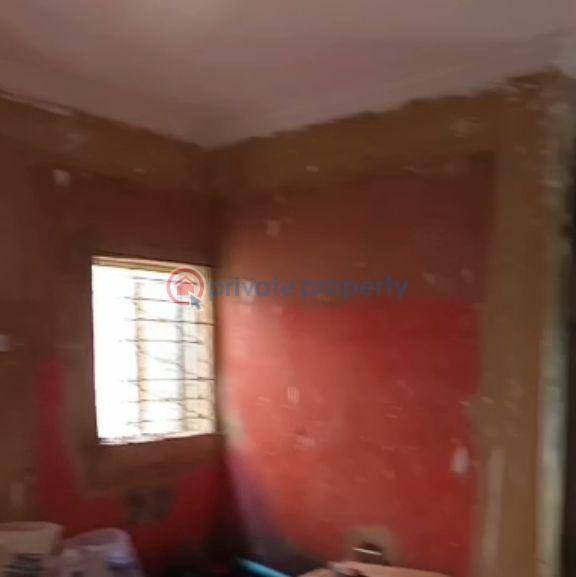 2 bedroom Block Of Flats For Rent Ilupeju Shomolu Lagos - 2