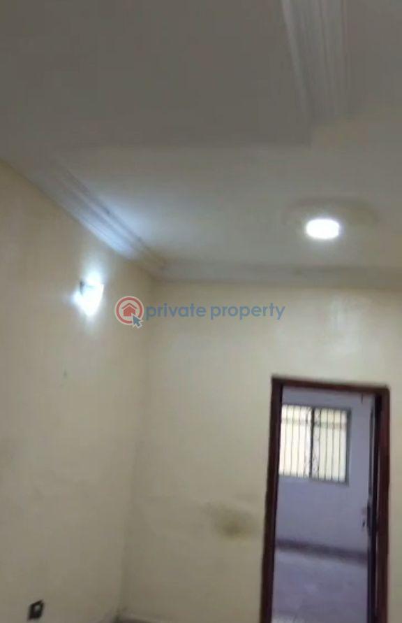 2 bedroom Block Of Flats For Rent Kilo-masha Surulere Lagos - 2