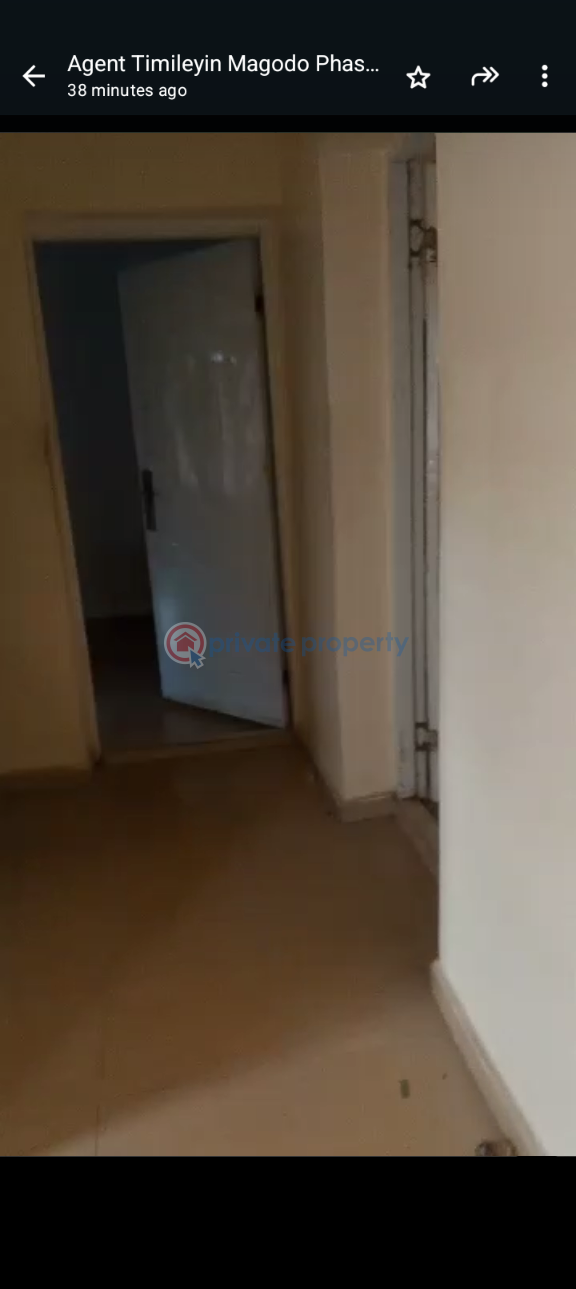 2 bedroom Block Of Flats For Rent Magodo GRA Phase 1 Ojodu Lagos - 1